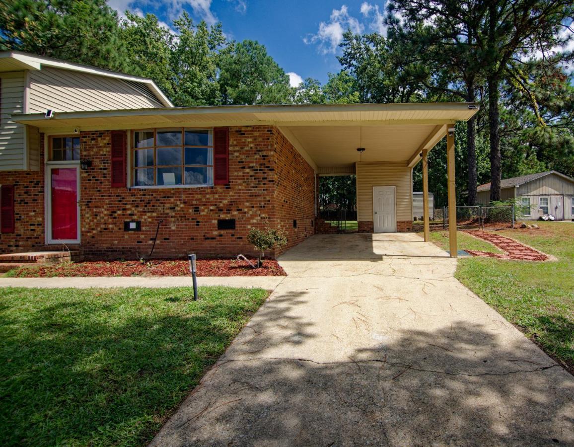 Pine Forest Zen Cottage - 10 Min To Fort Bragg Fayetteville Exterior photo